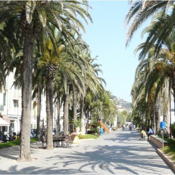 Hotel Villa Ave a Finale Ligure | Albergo a due passi dal mare in Liguria | Pernottamento con colazione a buffet e servizio ristorante | Visit Finale Ligure