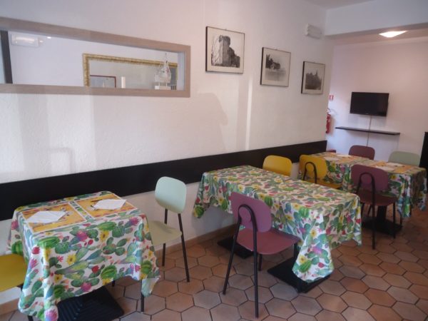 Hotel Villa Ave Finale Ligure - Albergo vicino al mare in Liguria - Pernottamento con colazione a buffet e servizio ristorante - Offerta Estate 2020